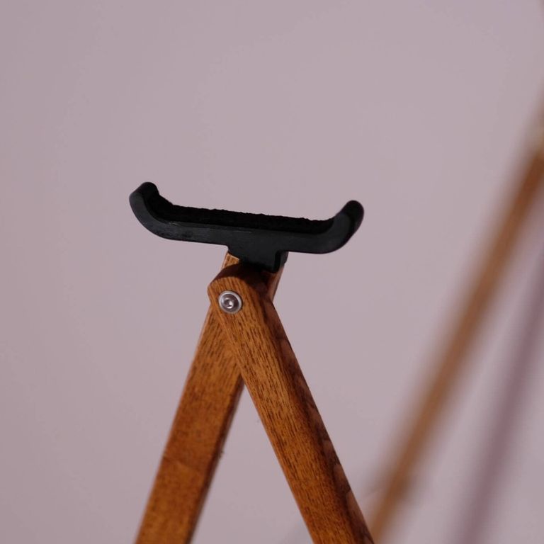 Detail der breiten Gleit-Auflage am Pirschstock Vari zum mitschwenken